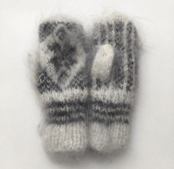 Варежки из козьего пуха