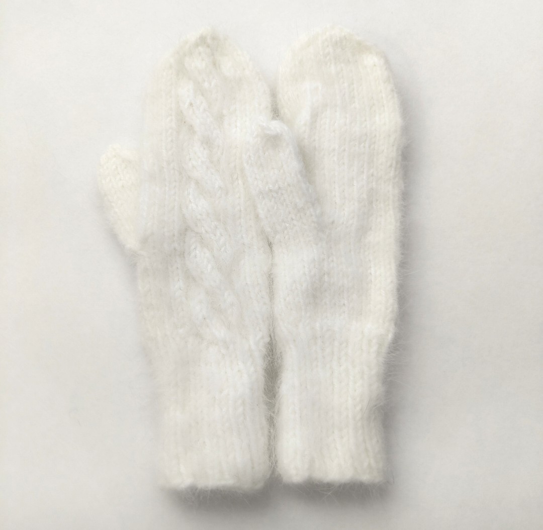 Варежки из кроличьего пуха