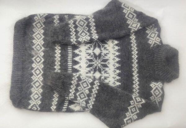 Свитер из козьего пуха